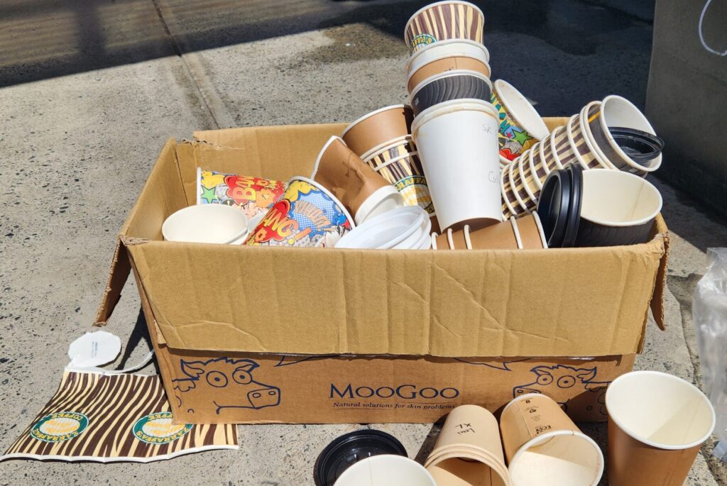 Recycling Customer's Single-use Coffee Cups