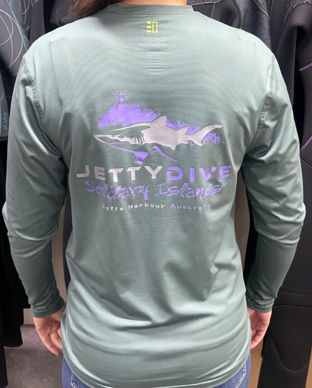 Jetty Dive Logo Enth Degree Reflex long sleeve Rashie cyprus green back